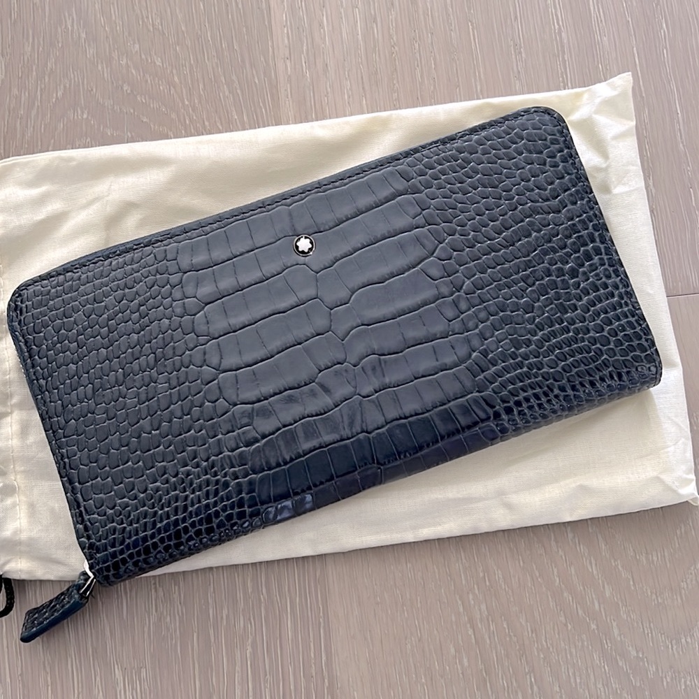 Authentic Montblanc Long Zipper Continental Wallet, 8cc with Coin Case, Indigo